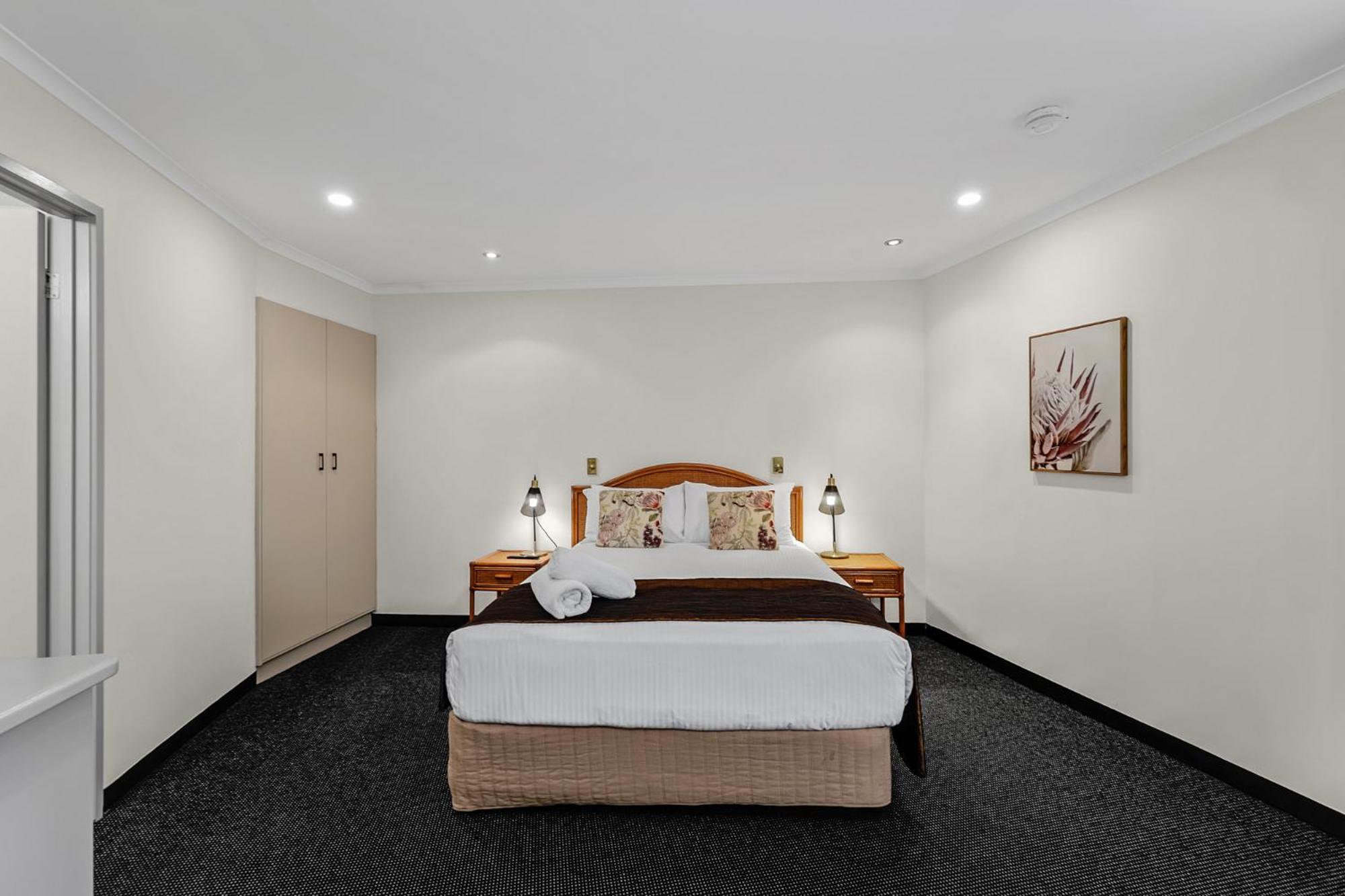 Sapphire Waters Motor Inn Меримбула Экстерьер фото